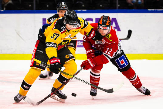 Örebros Aaron Palushaj