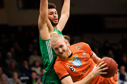Södertäljes Auston Barnes och Borås William Gutenius