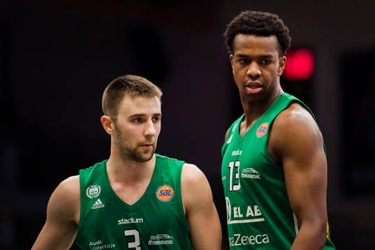 Södertäljes Eric Garcia och Eric Adams nunder