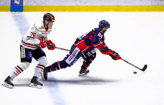 Örebros Jere Sallinen och Linköpings Jimmy Andersson