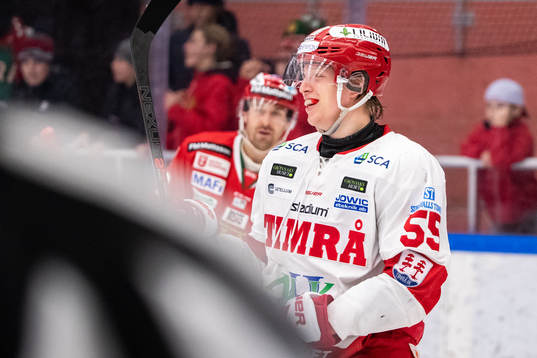 Timrås Vilmos Gallo jublar