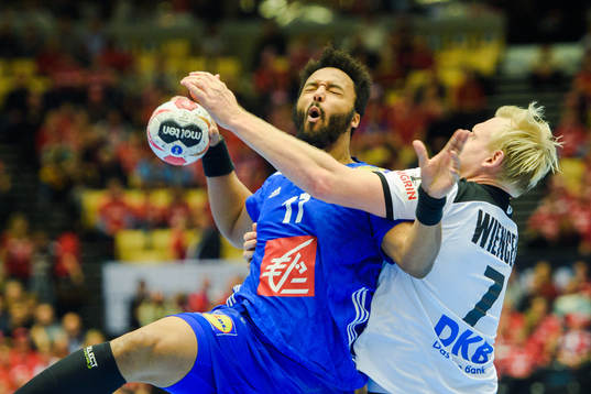 Timothey Guessan of France and Patrick Wiencek of Germany