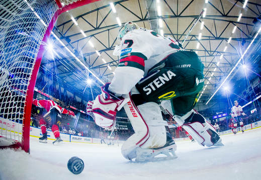 Örebros Shane Harper gör 4-3 och jublar