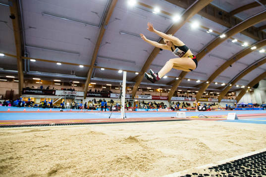 Izabella Ripsweden, Huddinge AIS