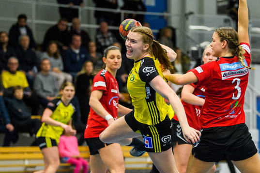 Sävehofs Johanna Forsberg och Heids Sara Larsson Fridman