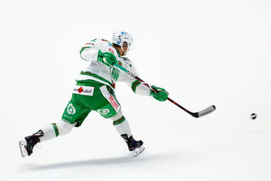Skott av Röglespelare