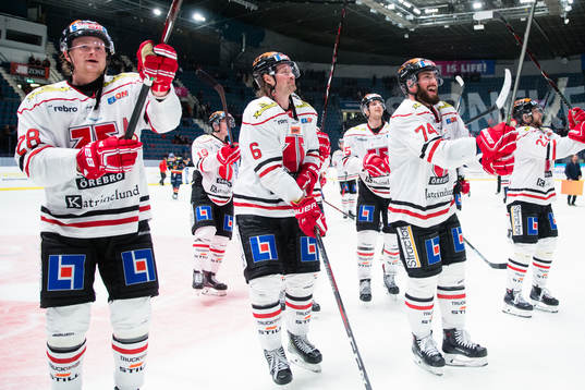 Örebros Linus Arnesson  (v), Stefan Warg och Nick Ebert