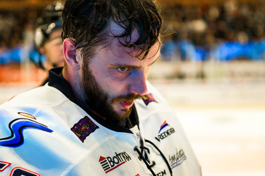 Linköpings målvakt Jonas Gustavsson deppar