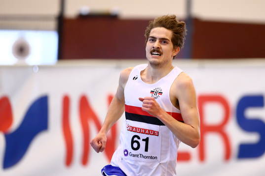 Max Peter Bejmer Hässelby SK vinnare i B-final 3000 m