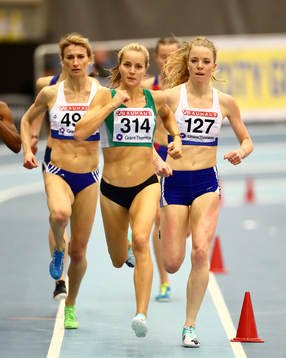 Lovisa Lindh Ullevi FK vinnare i 800 m, framför Anna