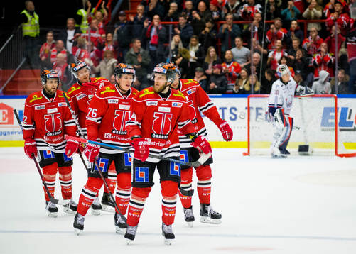 Örebros Jere Sallinen gör 4-2 och jublar
