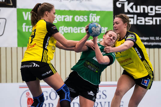 Sävehofs Olivia Mellegård och Linnea Pettersson