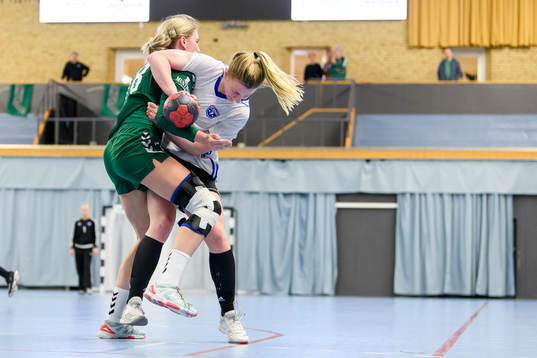 Helsingborgs Jessica Strand och GT Söders Emma Petersson