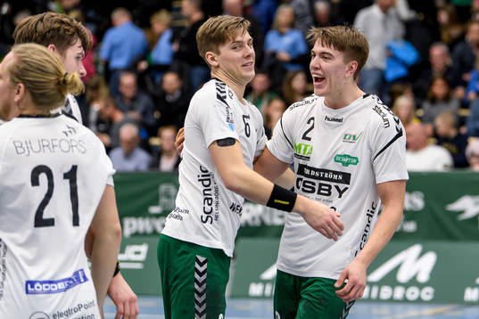 Helsingborgs David Svensson  och Oskar Joelsson jublar