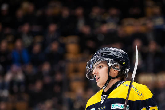 s Isac Brännström