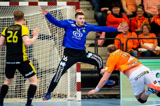 Sävehofs målvakt Agust Eli Björgvinsson och