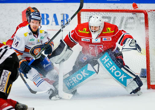 Örebros målvakt Jhonas Enroth och Växjös Brendan