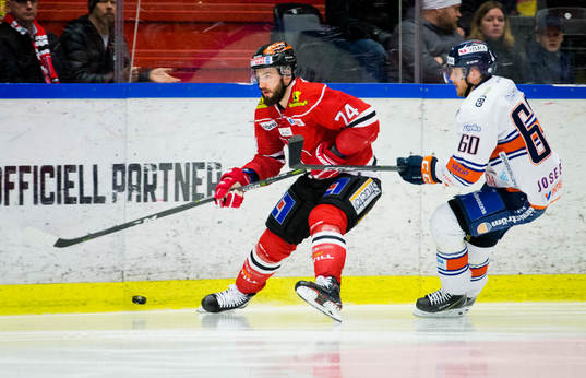 Örebros Nick Ebert och Växjös Erik Josefsson