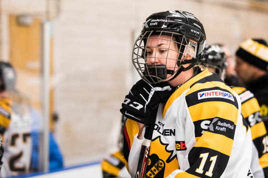 Skellefteås Ronja Danielsson deppar
