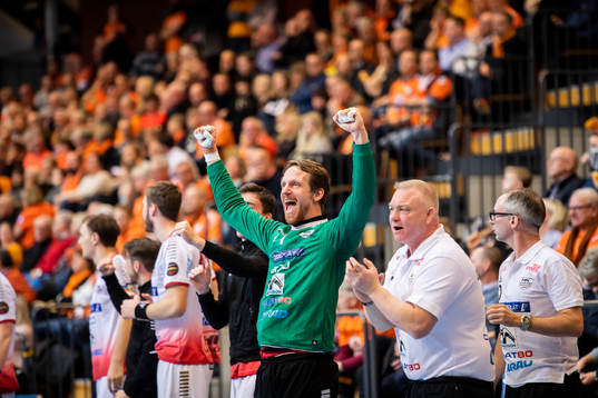 HK Malmös målvakt Dan Beutler jublar
