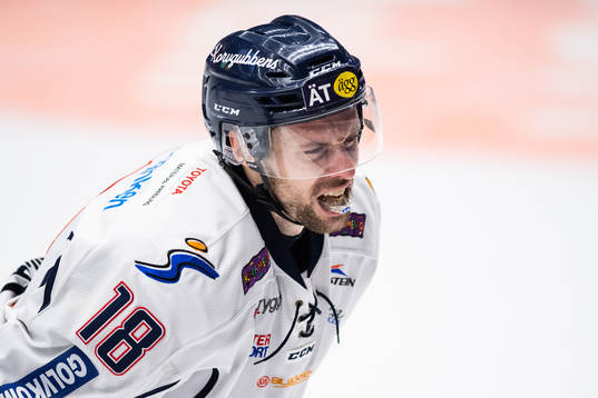 Linköpings James Wright grimaserar