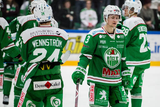Rögles Daniel Bertov  deppar