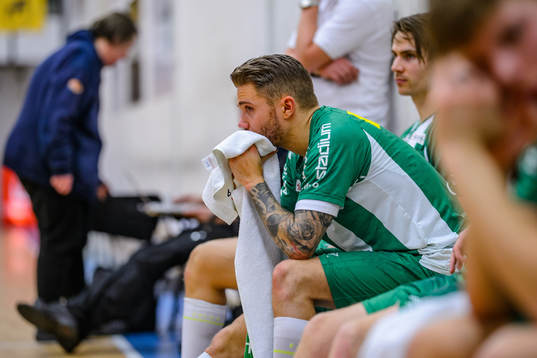 Hammarbys Martin Dolk deppar