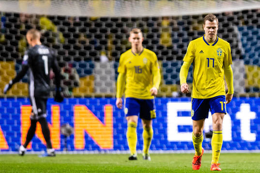 Emil Krafth and Viktor Claesson of Sweden look dejected