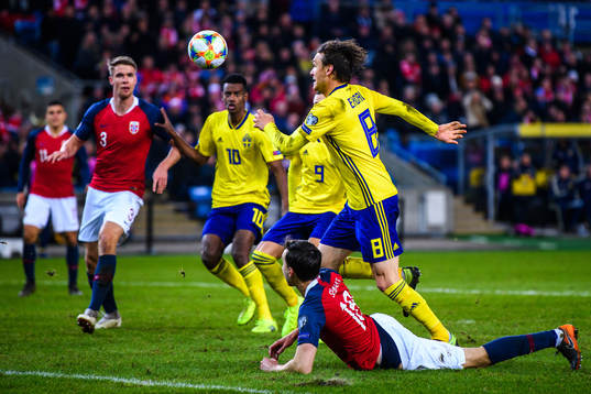 Albin Ekdal of Sweden and Ole Kristian Selnæs of Norway