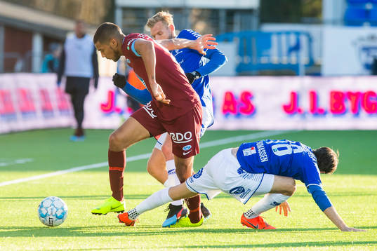 Ohi Omoijuanfo of Molde, Jonathan Lindseth and Joachim