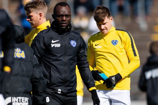 Falkenbergs Kirill Pogrebnyak före fotbollsmatchen i