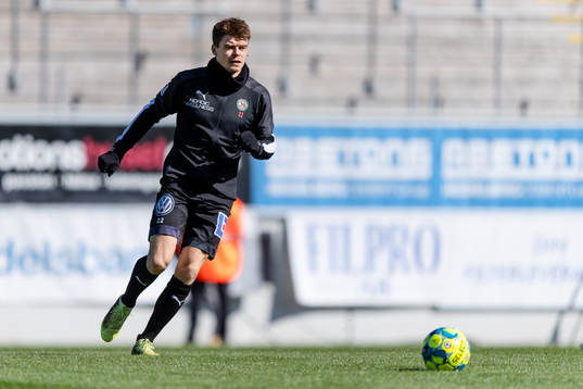 Örebros Albin Granlund före fotbollsmatchen i Allsvenskan