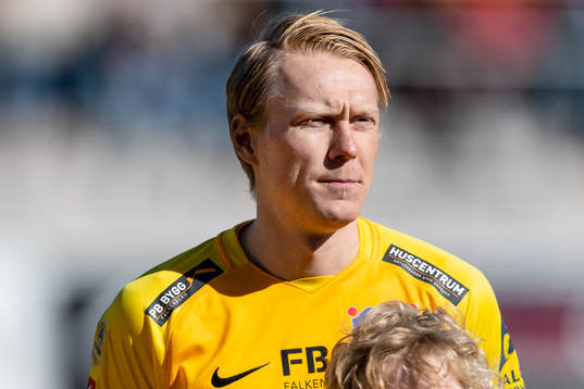 Falkenbergs Jacob Ericsson före fotbollsmatchen i
