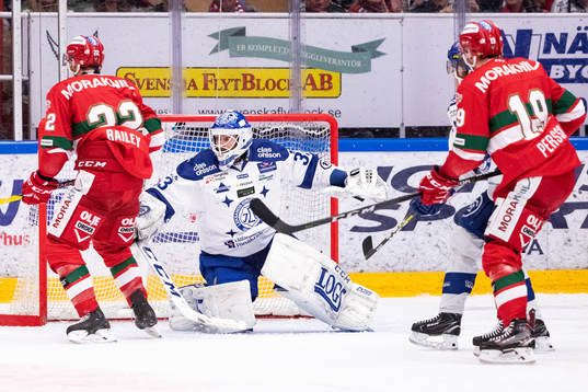 Leksands målvakt Axel Brage och Moras Matt Bailey