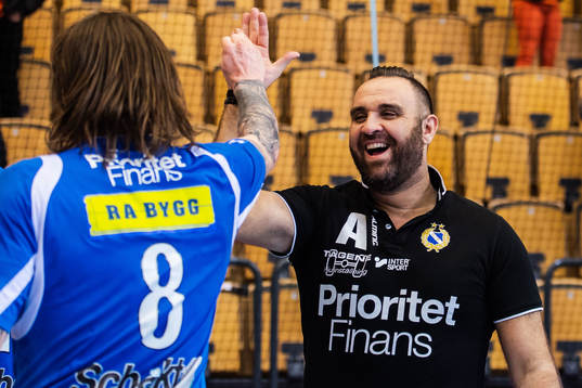 Redbergslids tränare Jasmin Zuta jublar