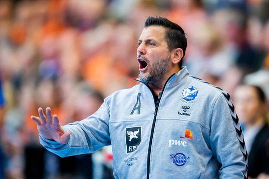 Kristianstads tränare Ljubomir Vranjes agerar