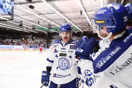 Leksands Thomas Valkvæ Olsen  jublar