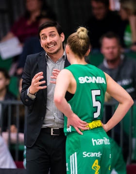 Telges tränare Viktor Bengtsson ger direktiv