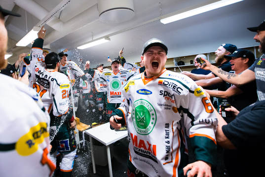 Kristianstads spelare jublar