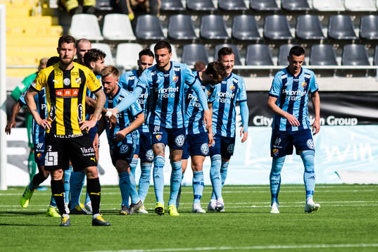 Djurgårdens Erik Berg jublar