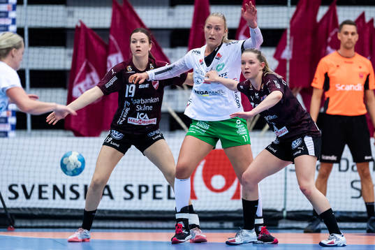 Lugis Julia Olsson, Sara Olofsson och Skurus Jenny Södrén