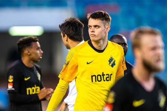 s målvakt Oscar Linnér deppar