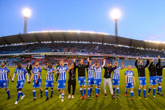 IFK Göteborgs spelare jublar