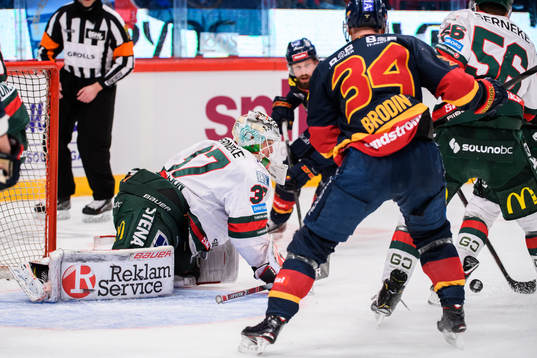Frölundas målvakt Johan Gustafsson