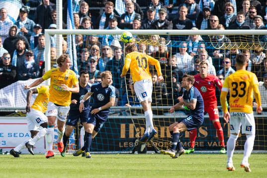 Falkenbergs Karl Söderström för 1-2