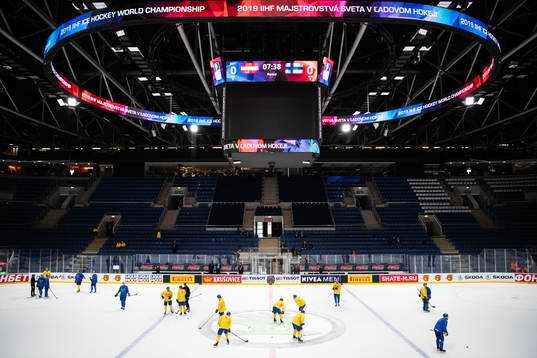 General view of team Sweden's practice session