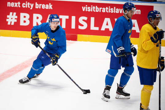 Elias Pettersson of Sweden at a practice session