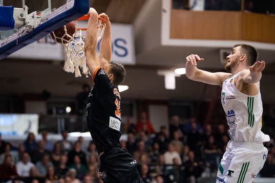 Borås Simon Gunnarsson dunkar