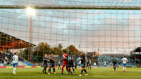 IFK Göteborgs spelare jublar