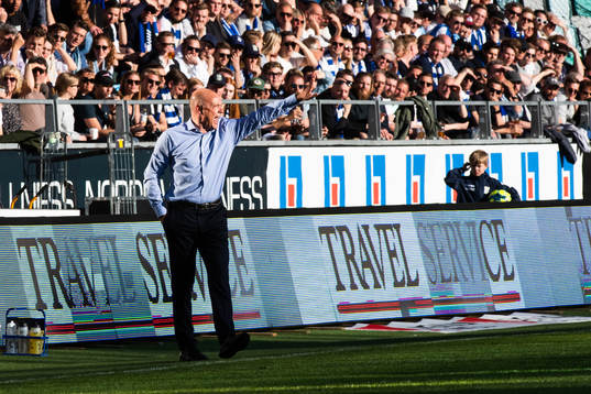 Malmö FFs tränare Uwe Rösler reagerar